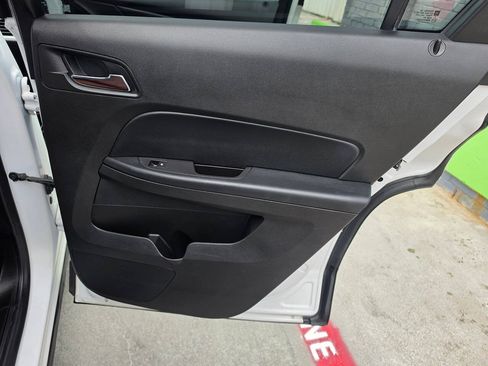 Used 2017 GMC Terrain SLT FWD image 31