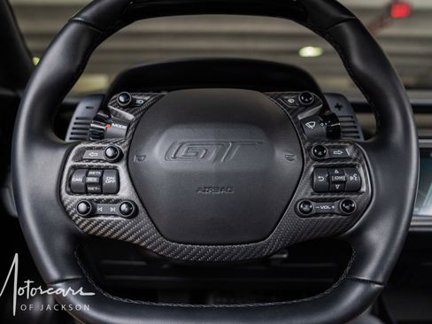 Used 2020 Ford GT image 24
