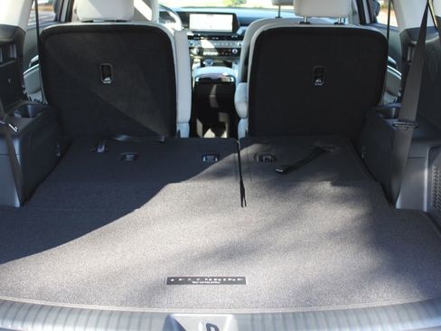 New 2025 Kia Telluride S image 11