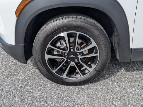 Used 2025 Chevrolet TrailBlazer LT image 22