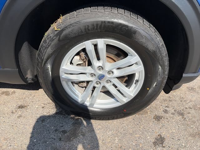 Used 2022 Ford Explorer XLT w/ Equipment Group 202A AWD/4WD image 15