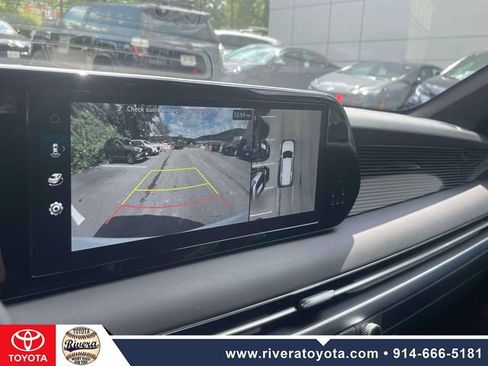 Used 2024 Hyundai Palisade Calligraphy AWD/4WD image 32