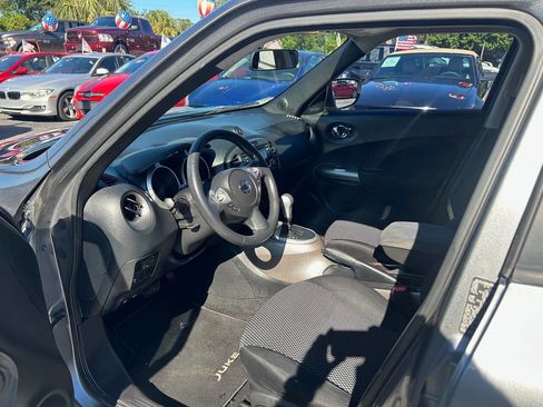 Used 2015 Nissan Juke S image 8