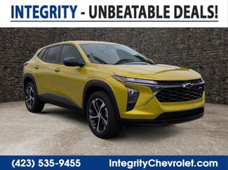 Used 2025 Chevrolet Trax RS FWD video 1