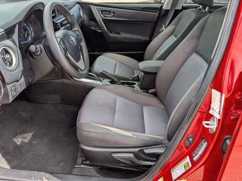 Used 2019 Toyota Corolla LE image 11