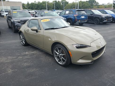 Used 2023 MAZDA MX-5 Miata Grand Touring RWD image 4