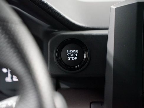 New 2025 Toyota Tacoma SR5 image 18