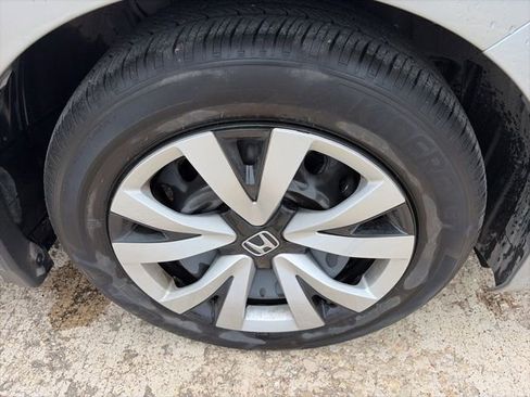 Used 2023 Honda Civic LX image 8