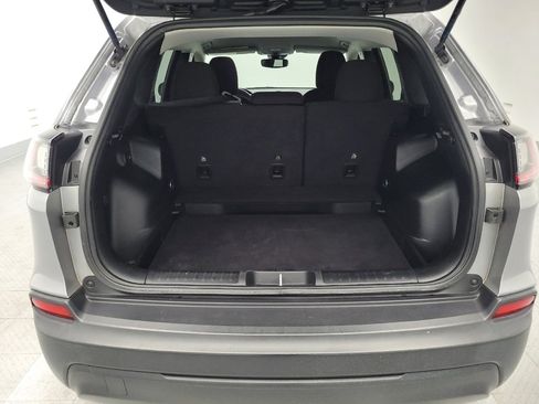 Used 2021 Jeep Cherokee Latitude image 29