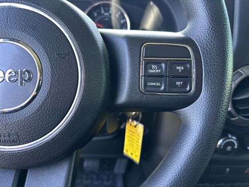 Used 2013 Jeep Wrangler Sport image 17