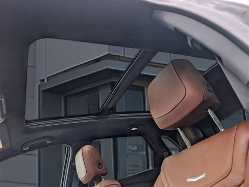 New 2025 Cadillac XT5 Premium Luxury image 14