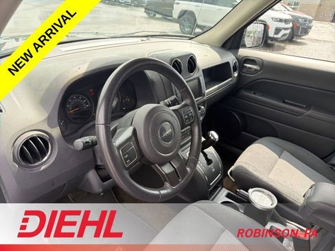 Certified 2016 Jeep Patriot Latitude AWD/4WD image 12