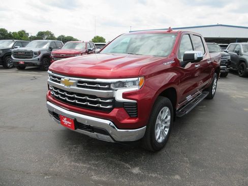 Certified 2024 Chevrolet Silverado 1500 LTZ w/ LTZ Convenience Package II AWD/4WD image 11