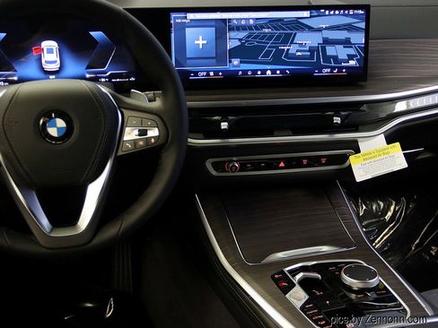 Used 2026 BMW X5 xDrive40i w/ Climate Comfort Package image 13