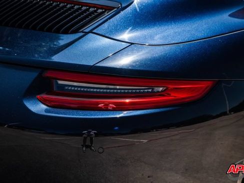 Used 2018 Porsche 911 Carrera RWD image 48