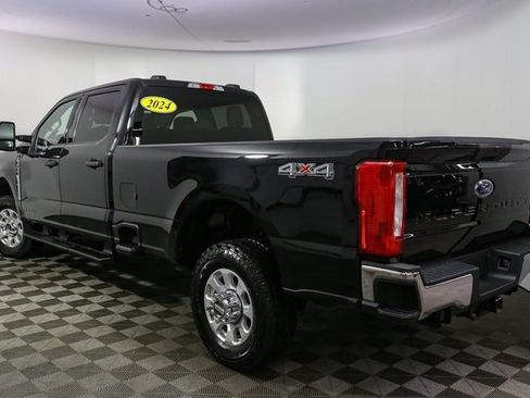 Used 2024 Ford F350 XLT image 9