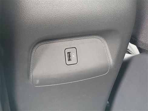 New 2025 Nissan Sentra SR w/ Midnight Edition image 21