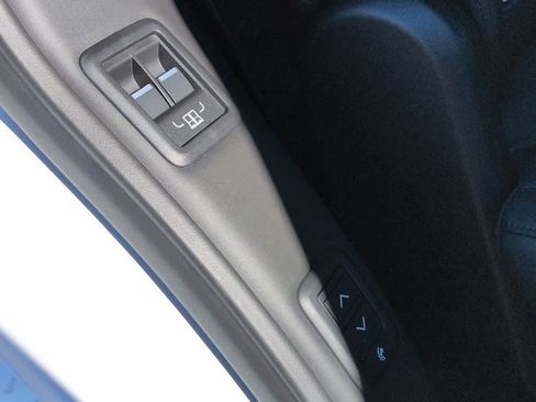 New 2026 Land Rover Range Rover Long Wheelbase SE AWD/4WD image 22