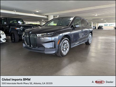 Used 2023 BMW iX xDrive50 AWD/4WD image 1