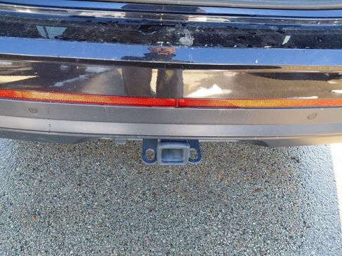 Used 2025 Volkswagen Atlas SE image 16