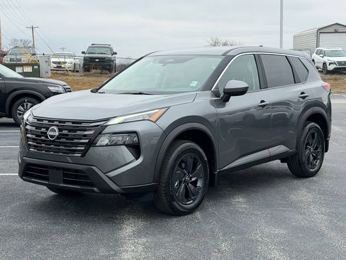 New 2026 Nissan Rogue SV w/ Cold Weather Package FWD image 8