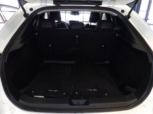 Certified 2023 MAZDA CX-30 AWD 2.5 S w/ Select Package image 18