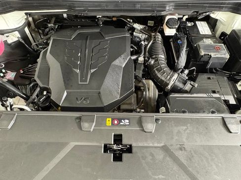 Used 2024 Kia Carnival SX Prestige FWD image 41
