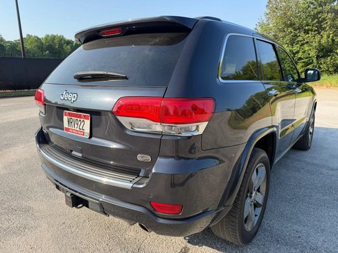 Used 2015 Jeep Grand Cherokee Overland AWD/4WD image 5