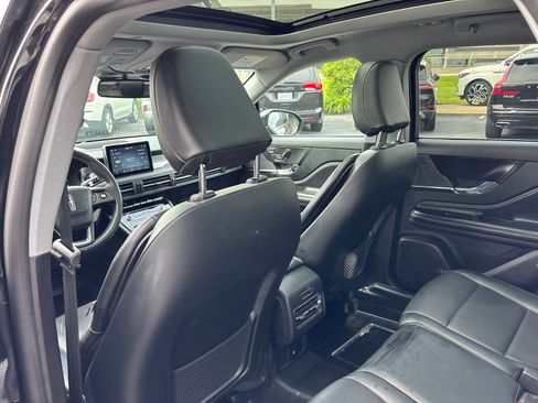 Certified 2022 Lincoln Corsair AWD w/ Premium Package image 25