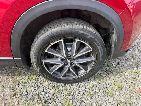 Used 2018 MAZDA CX-5 Touring w/ Preferred Equipment Package FWD image 9