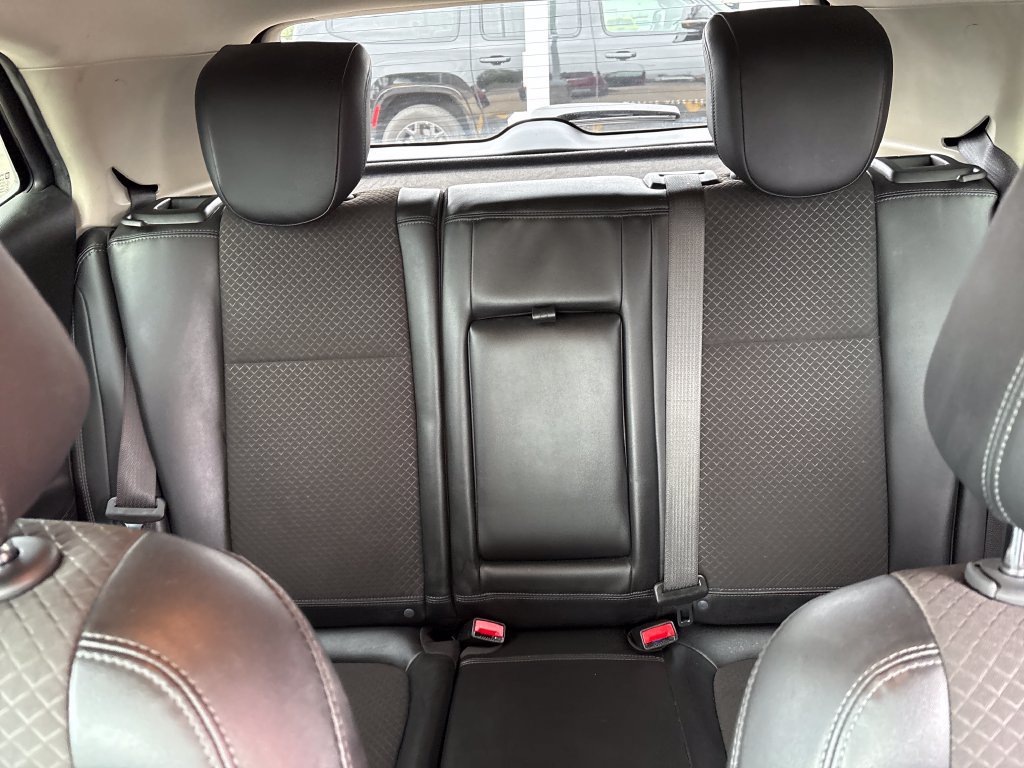 Used 2019 Buick Encore Preferred FWD image 36