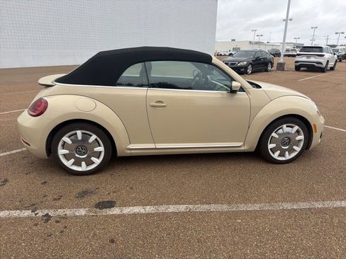 Used 2019 Volkswagen Beetle 2.0T Final Edition SEL image 10