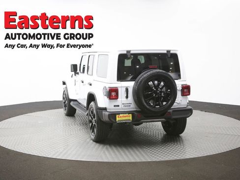 Used 2025 Jeep Wrangler Unlimited Sahara image 65
