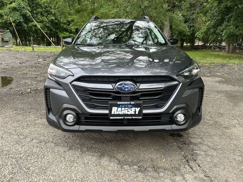 Certified 2025 Subaru Outback Premium AWD/4WD image 3
