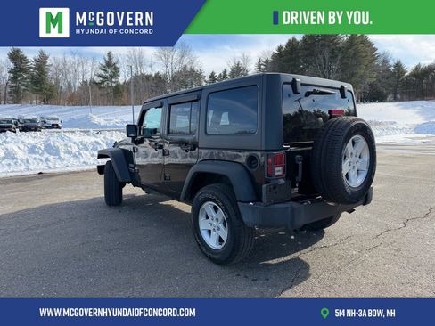Used 2018 Jeep Wrangler Unlimited Sport S image 2