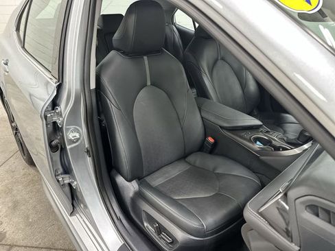 Used 2024 Toyota Camry XSE FWD image 25