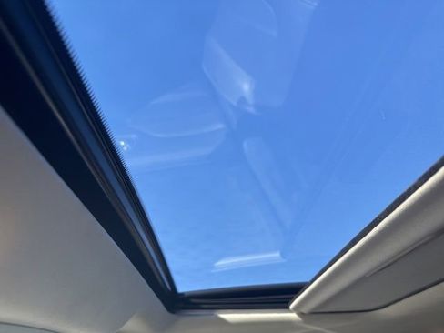 Used 2019 INFINITI QX80 Luxe w/ All-Season Package image 13