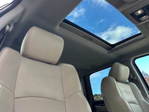 Used 2015 RAM 2500 Laramie image 16