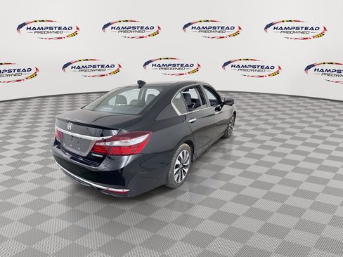 Used 2017 Honda Accord EX-L image 8