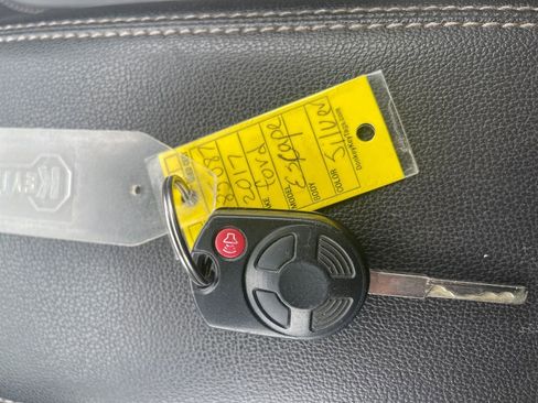 Used 2017 Ford Escape SE AWD/4WD image 27