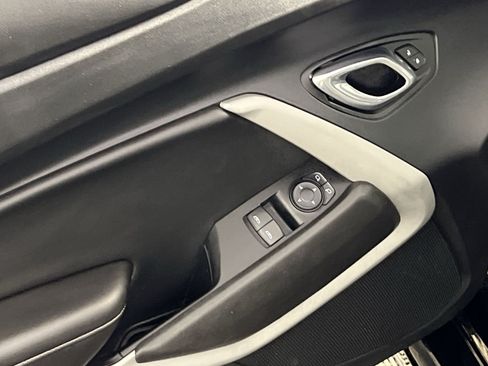 Used 2021 Chevrolet Camaro LT RWD image 16