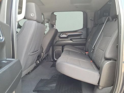 Used 2023 Chevrolet Silverado 1500 LT RWD image 16