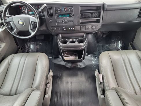 Used 2023 Chevrolet Express 3500 LS RWD image 16