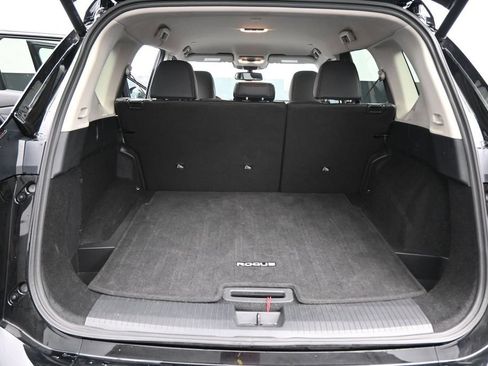 Used 2026 Nissan Rogue SL AWD/4WD image 25