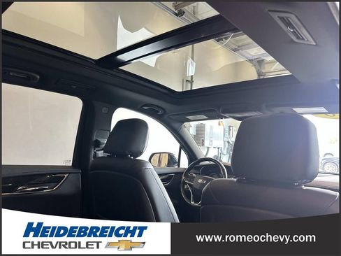 Certified 2020 Cadillac XT6 Premium Luxury AWD/4WD image 34