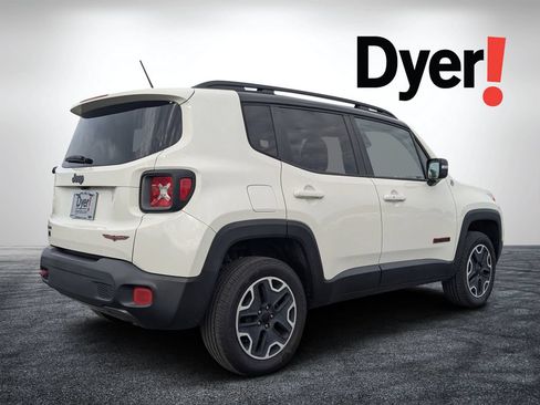 Used 2017 Jeep Renegade Trailhawk w/ Safety & Security Group AWD/4WD image 4