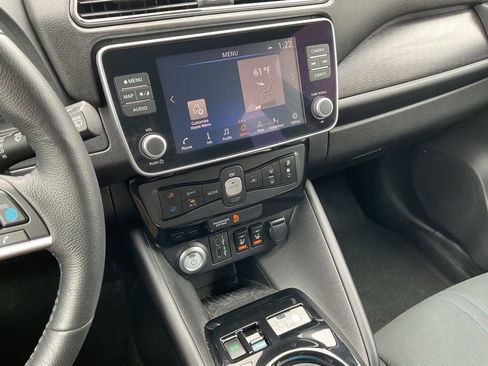 Used 2025 Nissan Leaf SV Plus FWD image 13