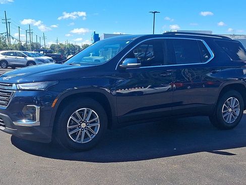 Certified 2023 Chevrolet Traverse LT FWD image 7