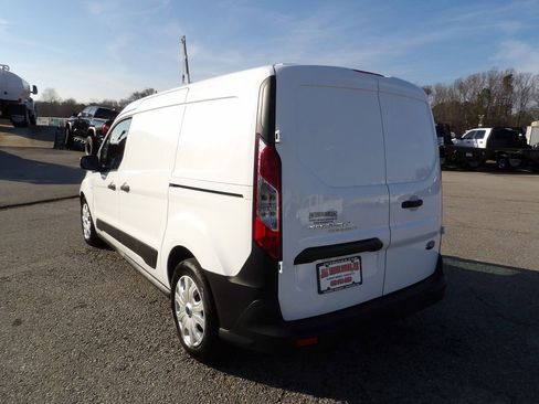 Used 2022 Ford Transit Connect XL image 5