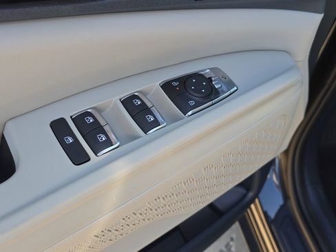 New 2026 Kia Carnival EX image 20